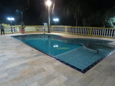 Fazenda/Sítio com 3 Quartos à venda, 234m² no Chácara Recreio Internacional, Suzano