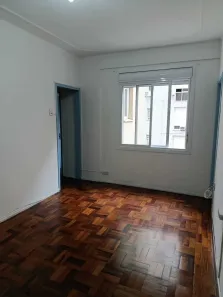 Apartamento com 2 Quartos para alugar, 35m² no Centro Histórico, Porto Alegre