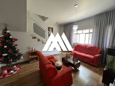 Casa com 3 Quartos à venda, 203m² no Centro, Itaúna