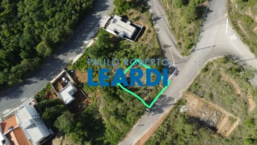 Lote/Terreno à venda, 348m² no Jardim Bandeirantes, Poços de Caldas