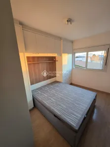 Apartamento com 2 Quartos para alugar, 71m² no Praia Comprida, São José