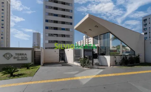 Apartamento com 2 Quartos para alugar, 51m² no Jardim das Estações, Maringá