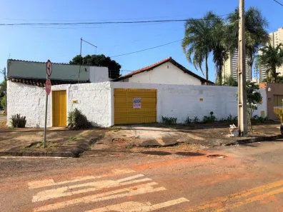 Casa com 2 Quartos para alugar, 90m² no Parque Amazônia, Goiânia