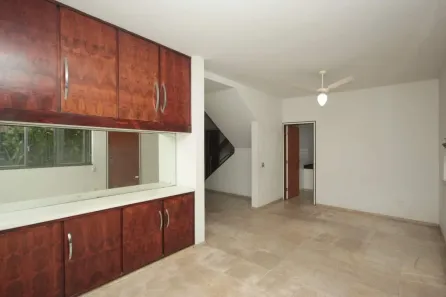 Imóvel Comercial com 5 Quartos para alugar, 216m² no Funcionários, Belo Horizonte