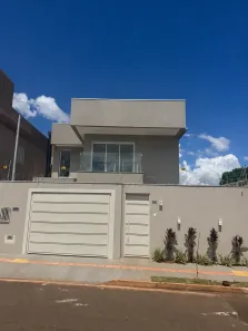Sobrado com 2 Quartos à venda, 155m² no Vila Margarida, Campo Grande