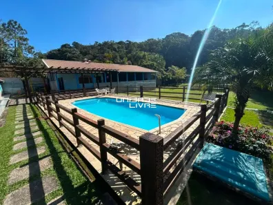 Fazenda/Sítio com 4 Quartos à venda, 450m² no Cocuera, Mogi das Cruzes