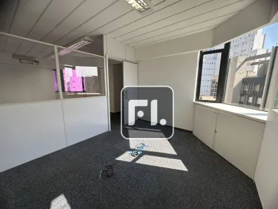 Sala Comercial para venda ou aluguel, 217m² no Cidade Monções, São Paulo