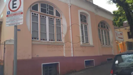 Imóvel Comercial à venda, 500m² no Centro, Poços de Caldas