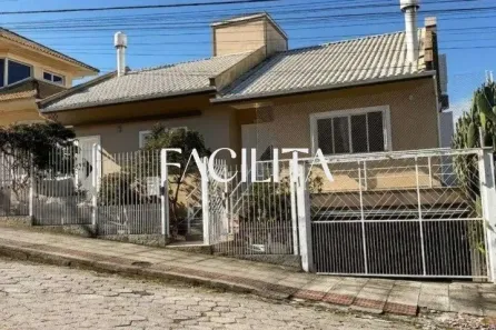 Casa com 3 Quartos para alugar, 215m² no Itaguaçu, Florianópolis