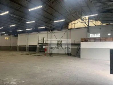 Galpão/Depósito/Armazém para alugar, 2000m² no Eldorado, Diadema