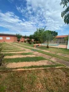 Casa com 2 Quartos para alugar, 80m² no Petrópolis, Várzea Grande