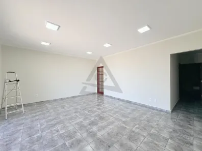 Casa com 3 Quartos à venda, 270m² no Jardim dos Oliveiras, Campinas