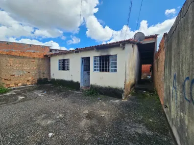Casa com 2 Quartos à venda, 180m² no Setor Residencial Leste, Brasília