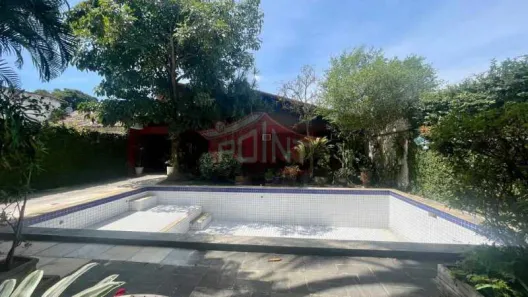 Casa com 3 Quartos à venda, 220m² no Badu, Niterói