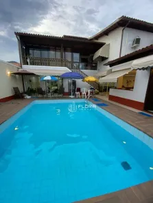 Casa com 4 Quartos à venda, 415m² no Piratininga, Niterói