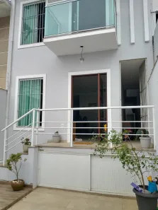 Casa com 3 Quartos à venda, 125m² no Jardim Vitória, Macaé