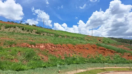 Lote/Terreno à venda, 300m² no Vina Del Mar, Juiz de Fora
