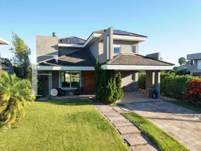 Sobrado com 4 Quartos à venda, 303m² no XANGRI-LÁ, Xangri-lá