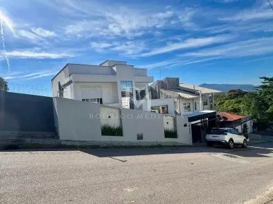 Casa com 4 Quartos à venda, 360m² no Estreito, Florianópolis