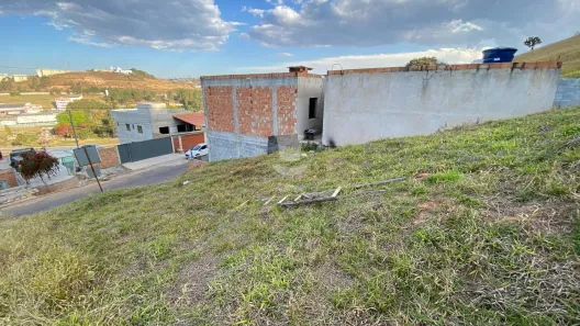 Lote/Terreno à venda, 368m² no João Paulo II, Barbacena
