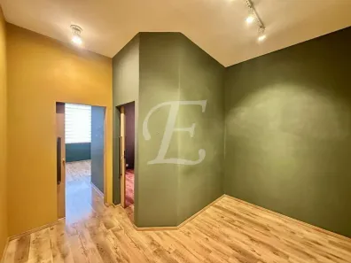 Sala Comercial à venda, 44m² no Chácara São João, Carapicuíba