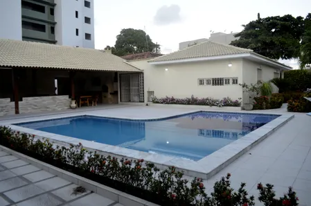 Casa com 4 Quartos à venda, 417m² no Imbiribeira, Recife