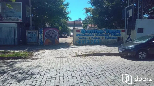 Lote/Terreno com 1 Quarto à venda, 440m² no Camaquã, Porto Alegre