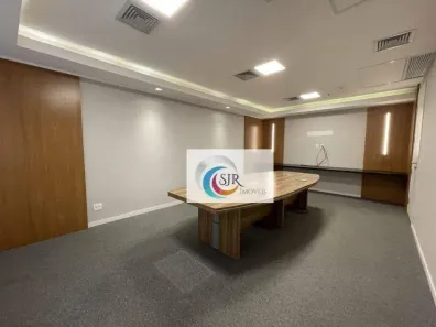 Sala Comercial para alugar, 136m² no Itaim Bibi, São Paulo