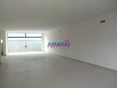 Imóvel Comercial para alugar, 170m² no Jardim Leonídia, Jacareí