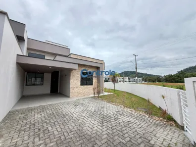 Casa com 3 Quartos à venda, 98m² no Sertão do Maruim, São José