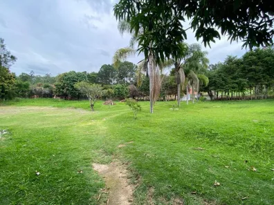 Fazenda/Sítio com 3 Quartos à venda, 150m² no Luiz Carlos, Guararema