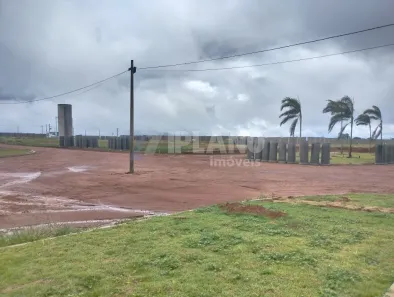 Lote/Terreno à venda, 240m² no Jardim Jockey Clube, São Carlos