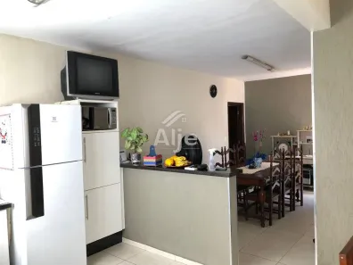 Casa com 3 Quartos à venda, 244m² no Cascata, Marília