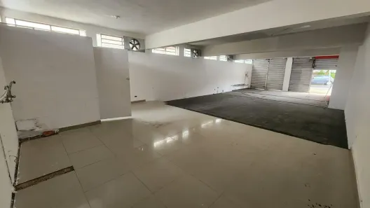 Galpão/Depósito/Armazém para alugar, 250m² no Jardim das Indústrias, São José dos Campos