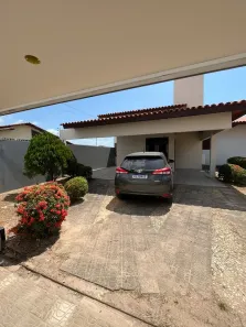 Casa com 5 Quartos para alugar, 200m² no Cohajap, São Luís