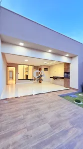 Casa com 3 Quartos à venda, 116m² no Jardim Cristalino, Aparecida de Goiânia