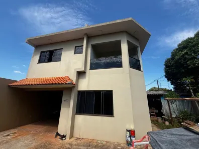 Sobrado com 3 Quartos à venda, 150m² no Conjunto Parigot de Souza 3, Londrina