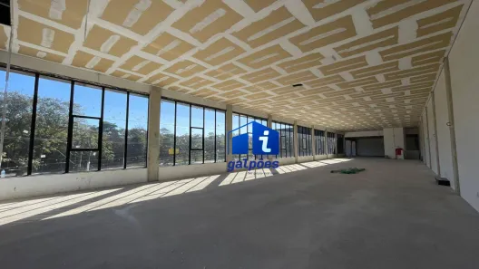 Prédio Comercial para alugar, 800m² no Jardim Helian, São Paulo