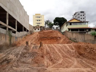 Lote/Terreno à venda, 1830m² no Palmeiras, Belo Horizonte