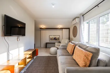 Casa com 4 Quartos à venda, 147m² no Guaíra, Curitiba