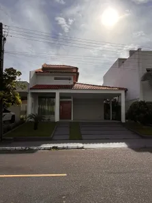 Casa de Condomínio com 2 Quartos para alugar, 204m² no Ponta Negra, Manaus