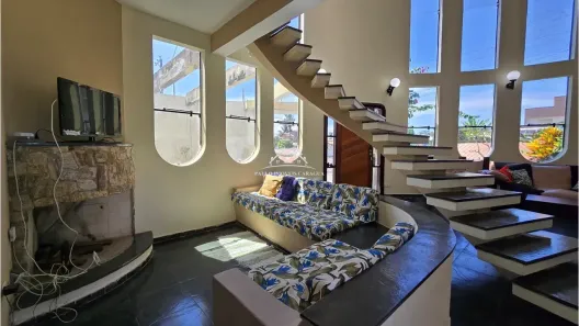 Sobrado com 6 Quartos à venda, 283m² no Pontal de Santa Marina, Caraguatatuba