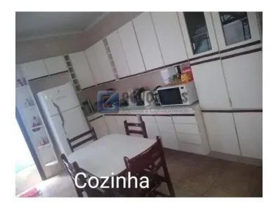 Sobrado com 3 Quartos à venda, 135m² no Jardim Las Vegas, Santo André