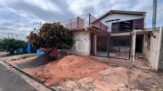 Sobrado com 5 Quartos à venda, 380m² no Jardim Montevidéu, Campo Grande