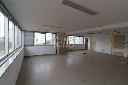 Sala Comercial para alugar, 35m² no Mirandópolis, São Paulo