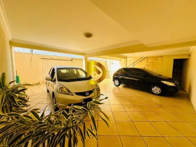 Casa com 5 Quartos à venda, 242m² no Nossa Senhora da Abadia, Uberaba