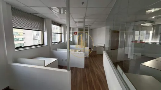 Sala Comercial para alugar, 330m² no Vila da Serra, Nova Lima