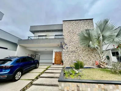 Casa de Condomínio com 3 Quartos para alugar, 300m² no Piracangaguá, Taubaté