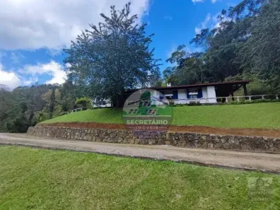 Casa com 7 Quartos à venda, 615m² no Fazenda Inglesa, Petrópolis