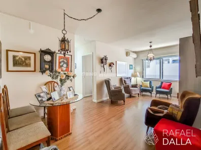 Apartamento com 2 Quartos à venda, 82m² no Moinhos de Vento, Porto Alegre
